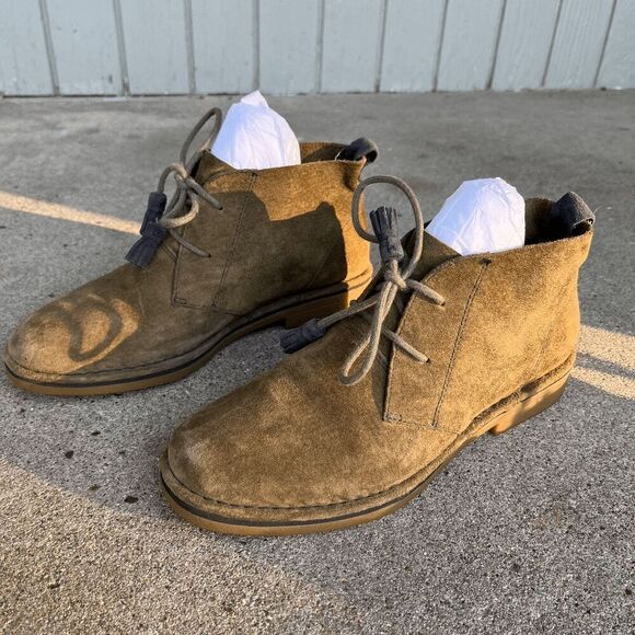 Hush Puppies Olive Suede Chukka Boots w/ Tassel Laces, Size 9 - Picture 2 of 10